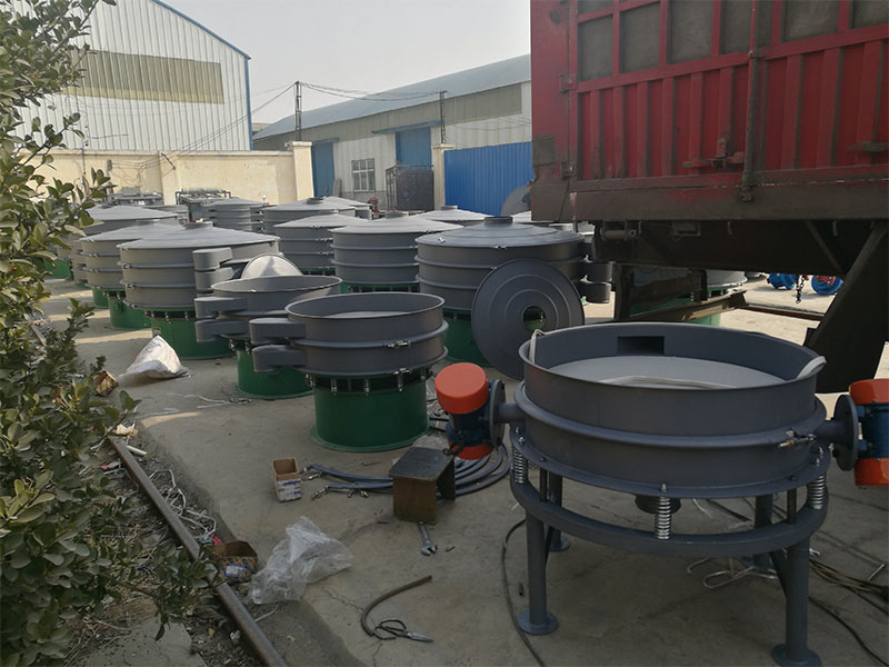 江蘇張老板再次訂購振動(dòng)篩